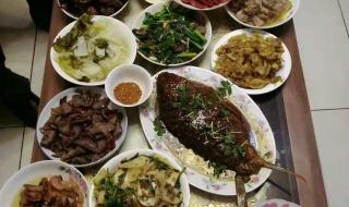 简简单单的年夜饭说说 简简单单的年夜饭说说