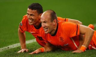 2010世界杯荷兰vs乌拉圭 2010世界杯荷兰vs乌拉圭